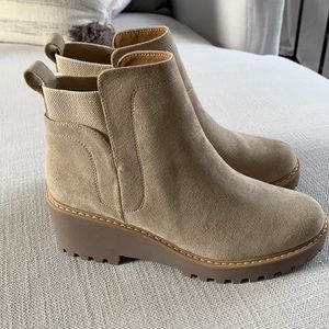 Brand new Dolce Vita bootie, 7.5